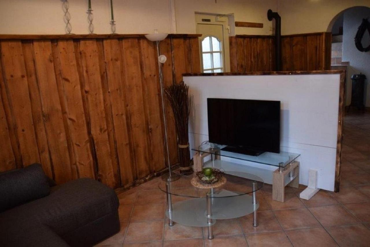 Ferienhaus Zur Kleinen Kneipe Fladungen Luaran gambar